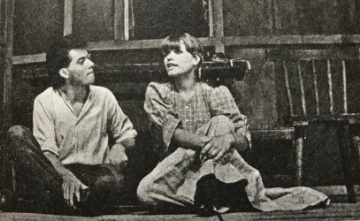 Anne Kasprik 1981 am Arbeitertheater Teltow im Stück „Der Held der westlichen Welt“ als Pegeen